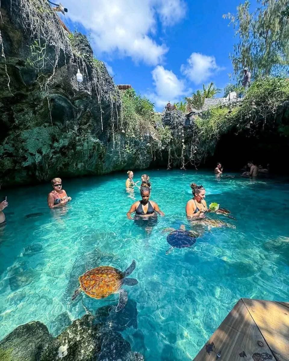 Salaam Cave photography